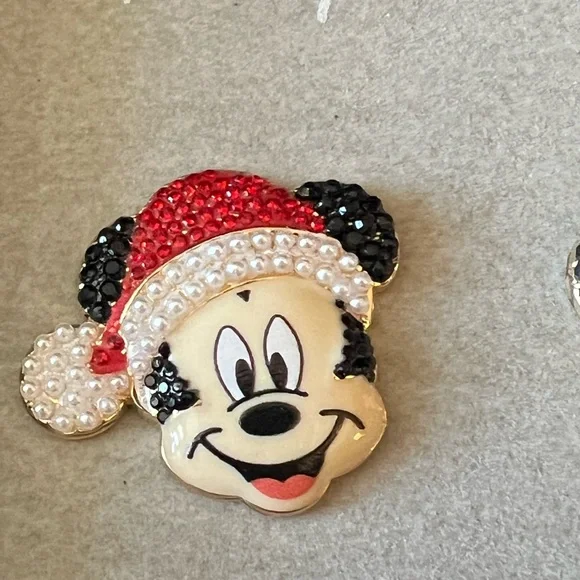Disney Baublebar Mickey Mouse Santa Claus Beaded Pierced Earrings - Picture 5 of 6